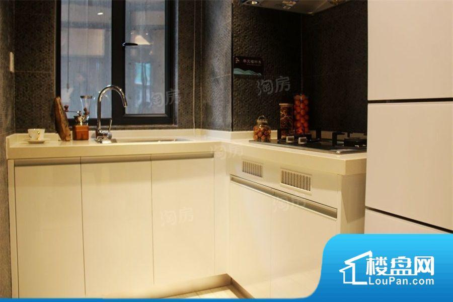 东方文德森岛湖实景图