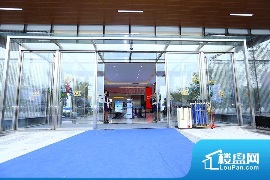 广州国际空港中心商用效果图