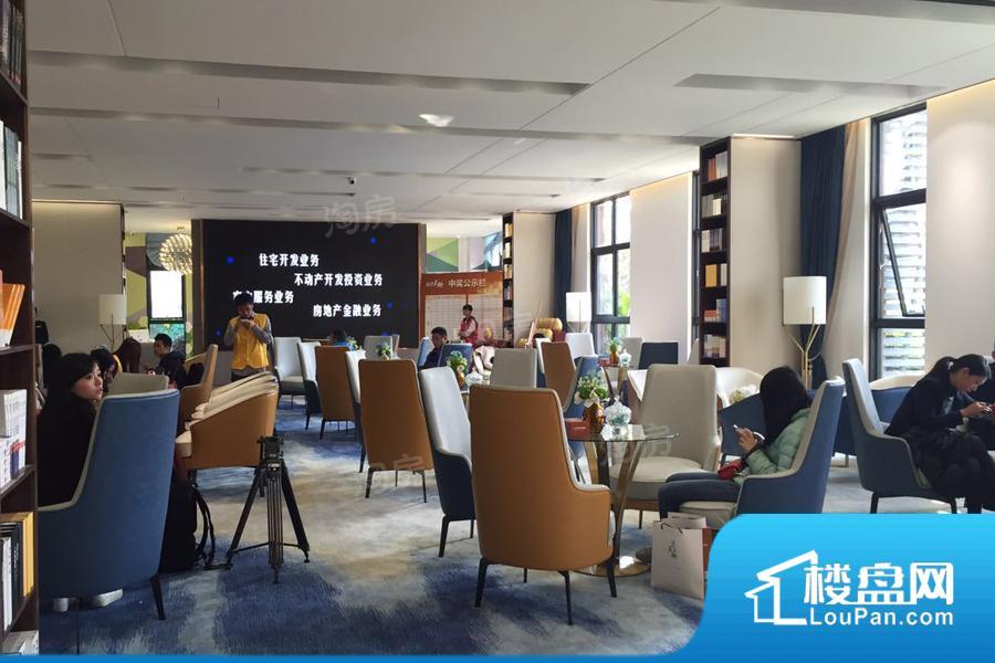 远洋天骄广场实景图