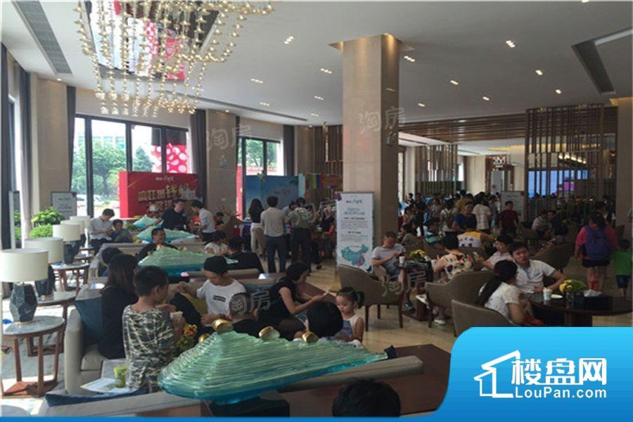 美的花湾城实景图