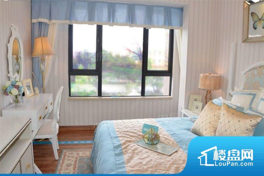 美的花湾城实景图