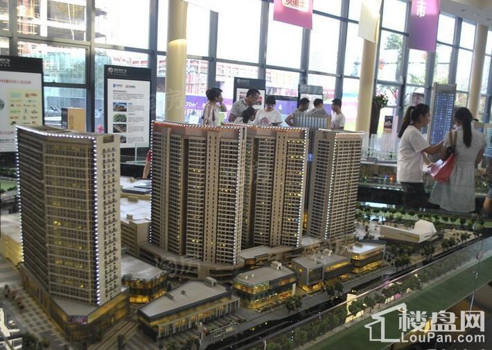 信地城市广场实景图