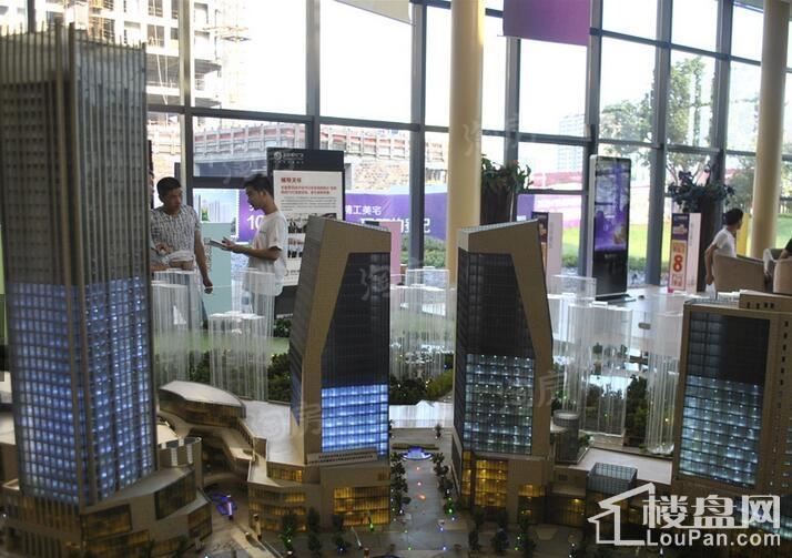 信地城市广场实景图