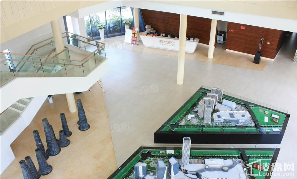 信地城市广场实景图