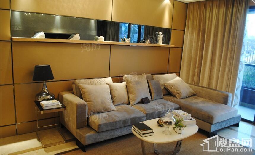 信地城市广场样板间