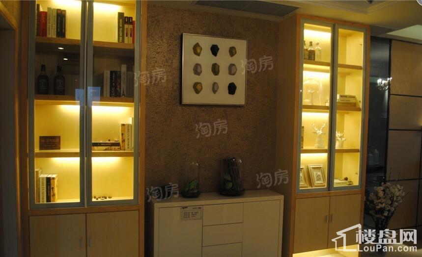 信地城市广场样板间