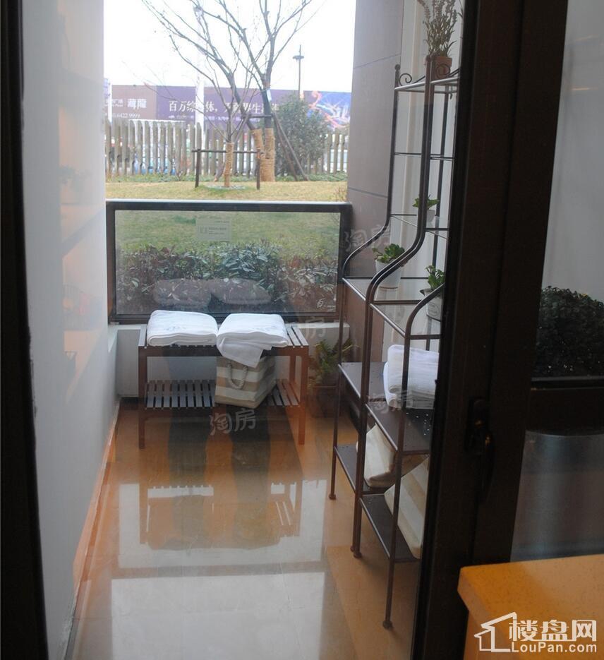 信地城市广场样板间