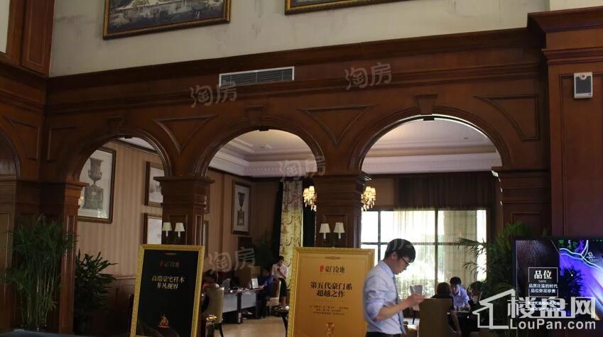 文一豪门金地实景图