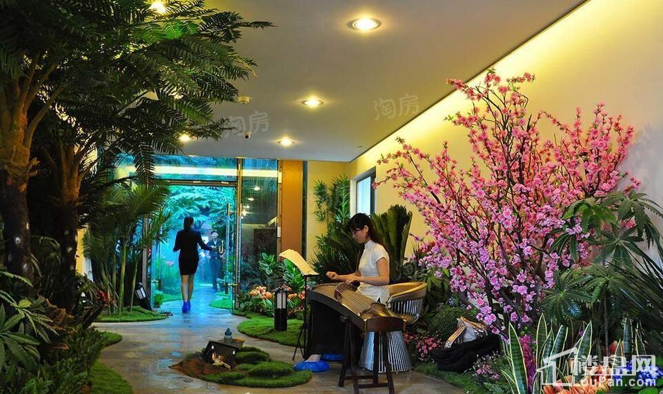 恒大中央广场实景图