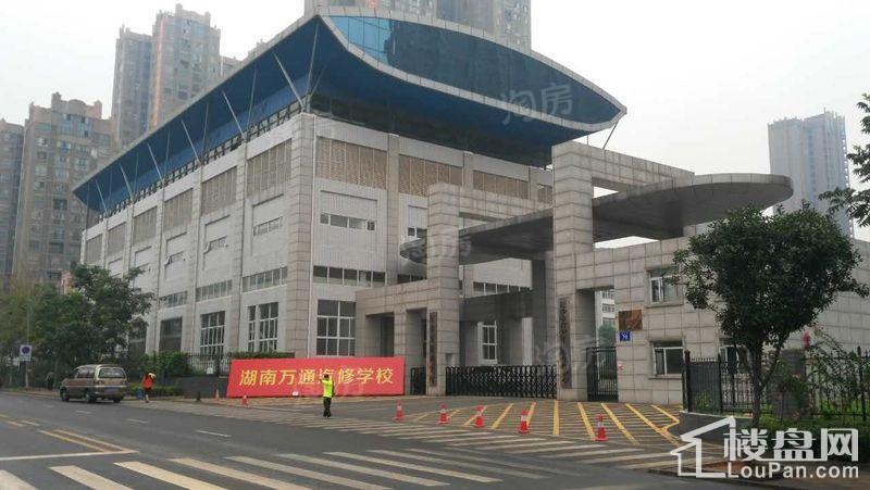 周边配套图