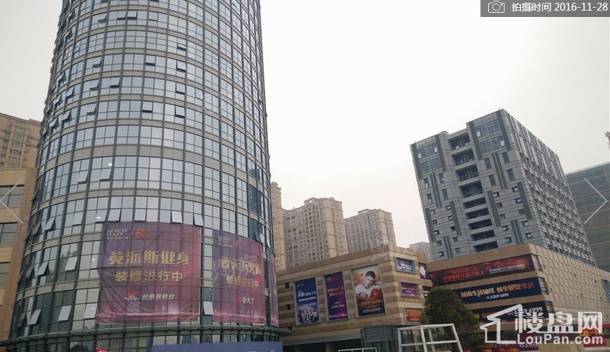 恒业站前广场实景图