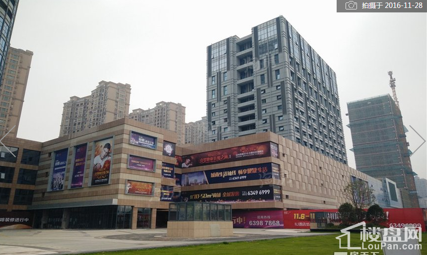 恒业站前广场实景图