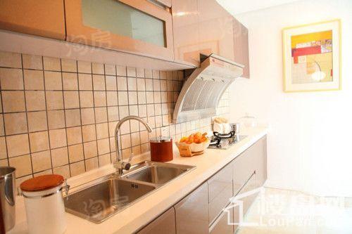 高科绿水东城样板间