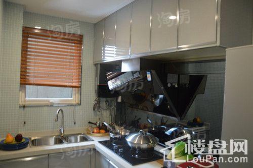 龙腾华府样板间