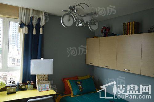 龙腾华府样板间