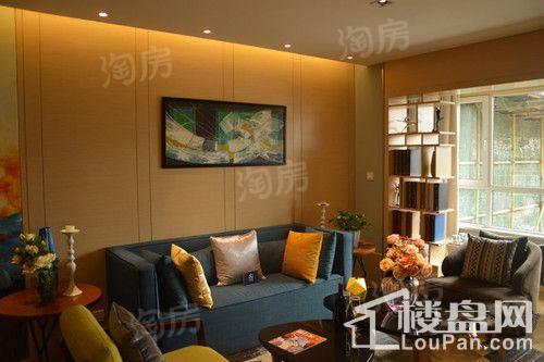 龙腾华府样板间