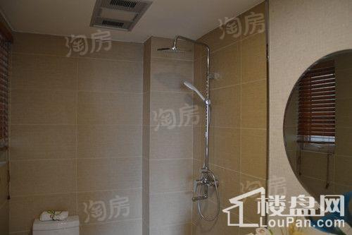 龙腾华府样板间