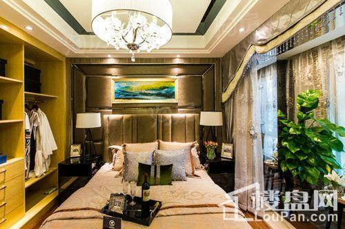 龙腾华府样板间