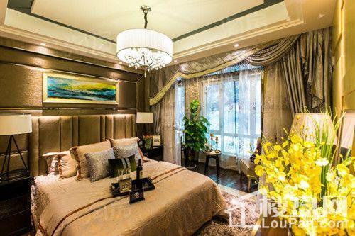 龙腾华府样板间