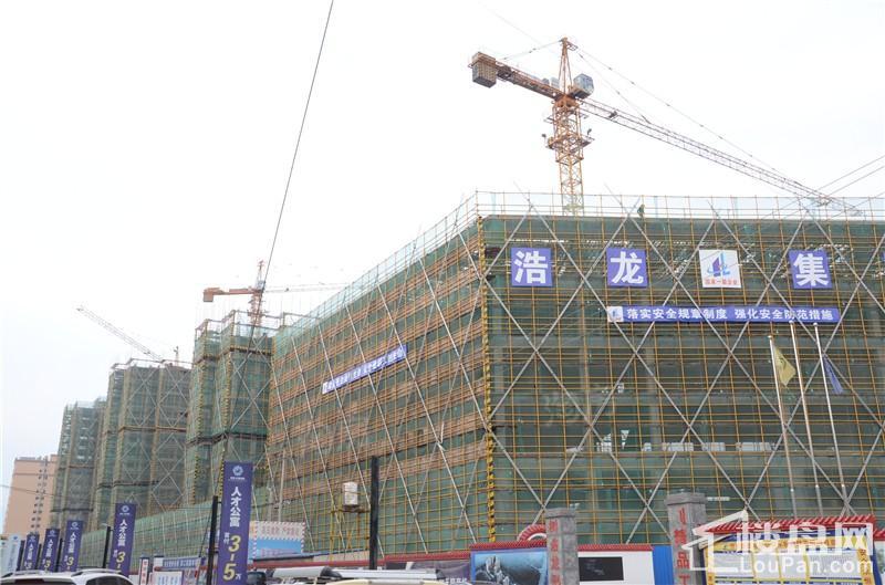 胜城东塘湖畔实景图