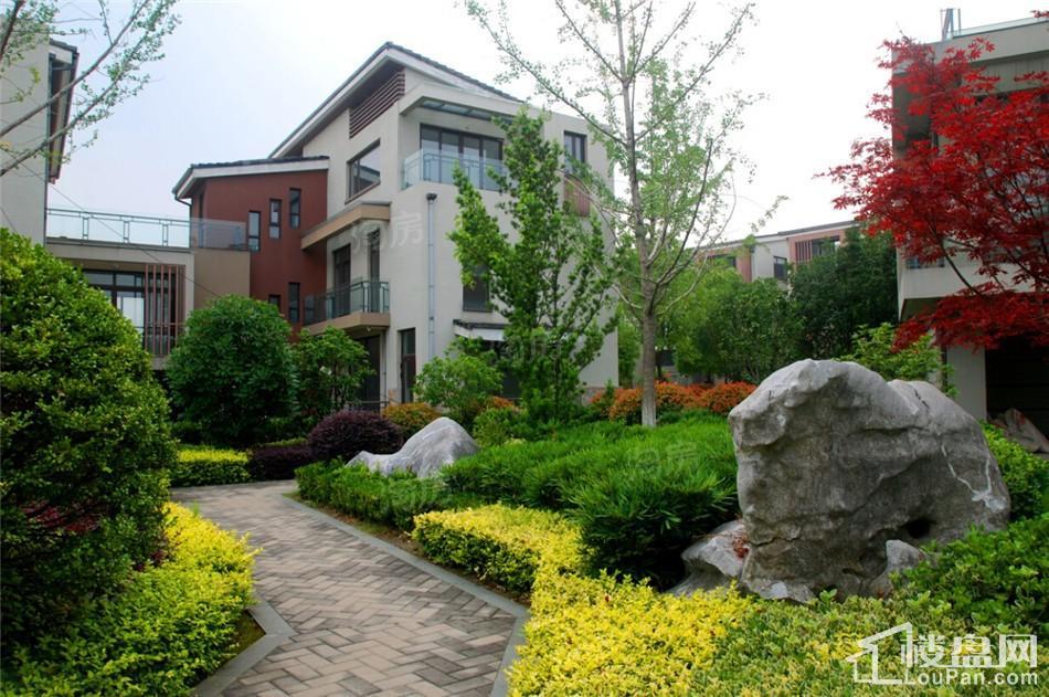 冠城大通珑湾实景图