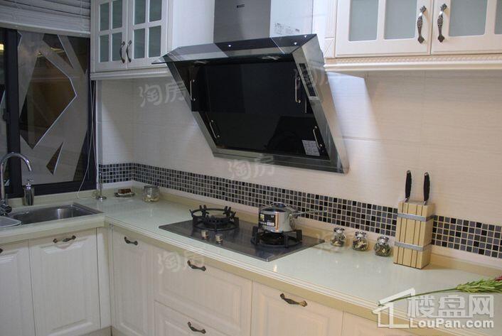 九龙湾树人园样板间