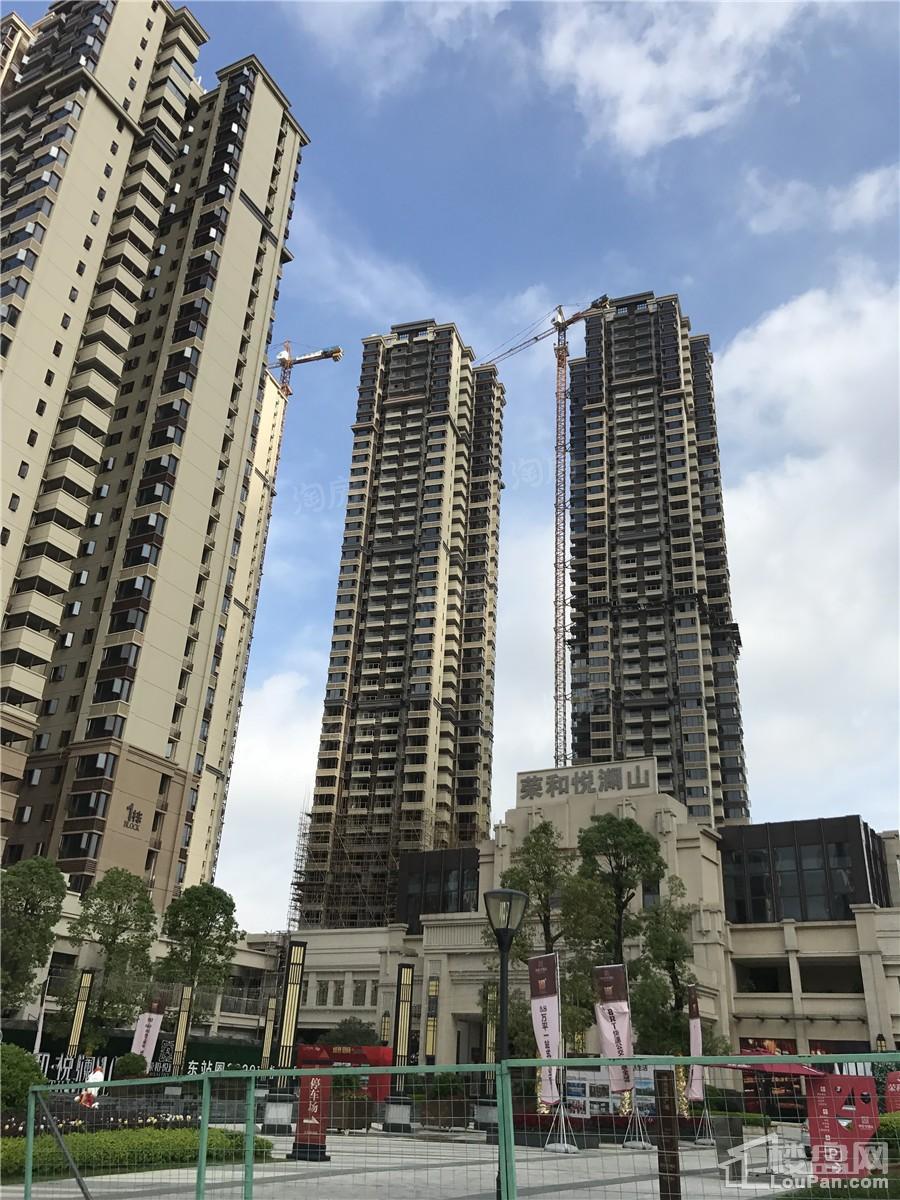 荣和悦澜山实景图