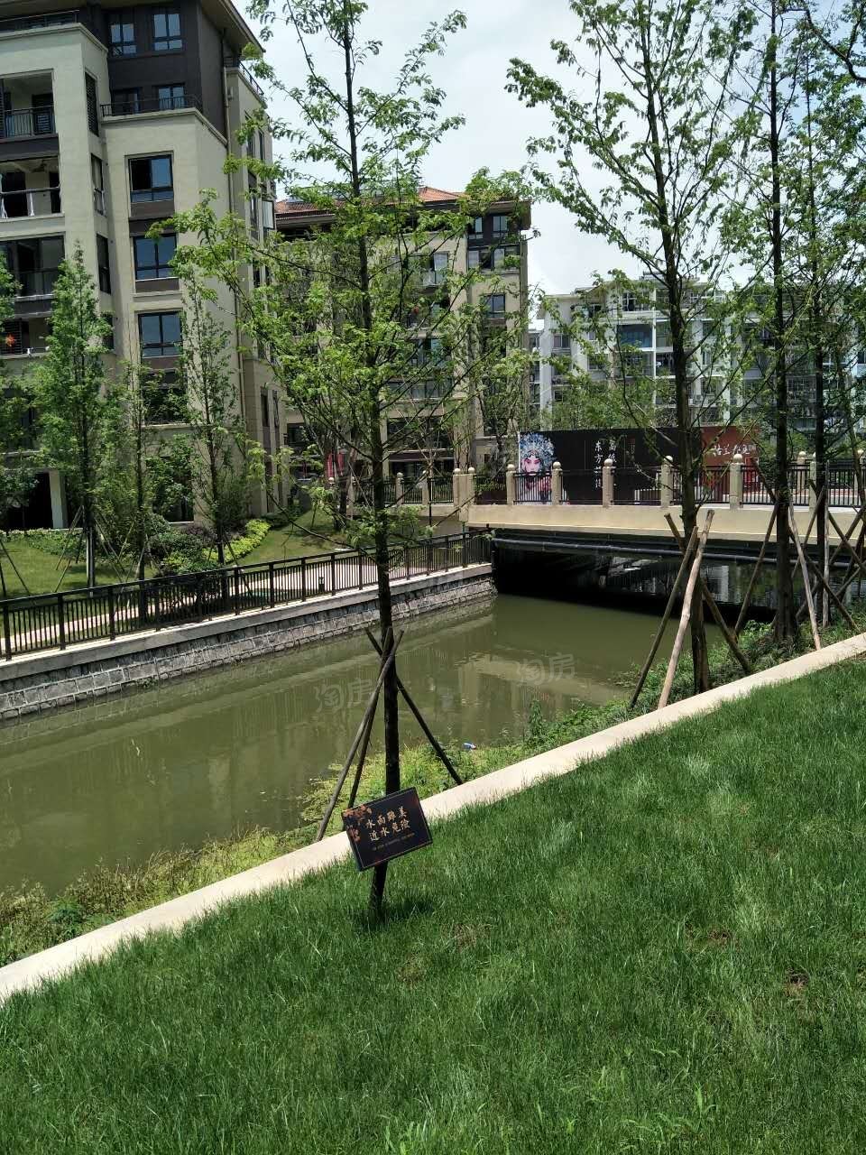 格兰郡庭效果图