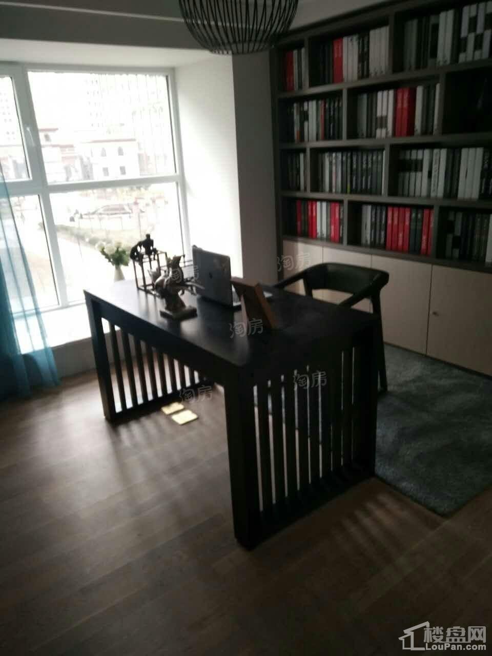 港欧东方花园样板间