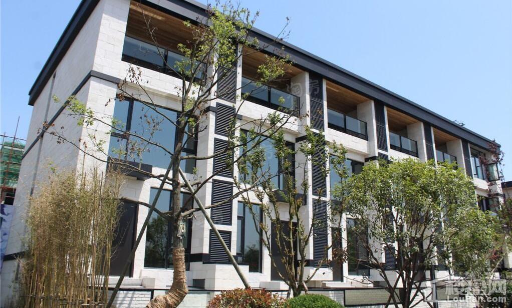 暖山金域城实景图