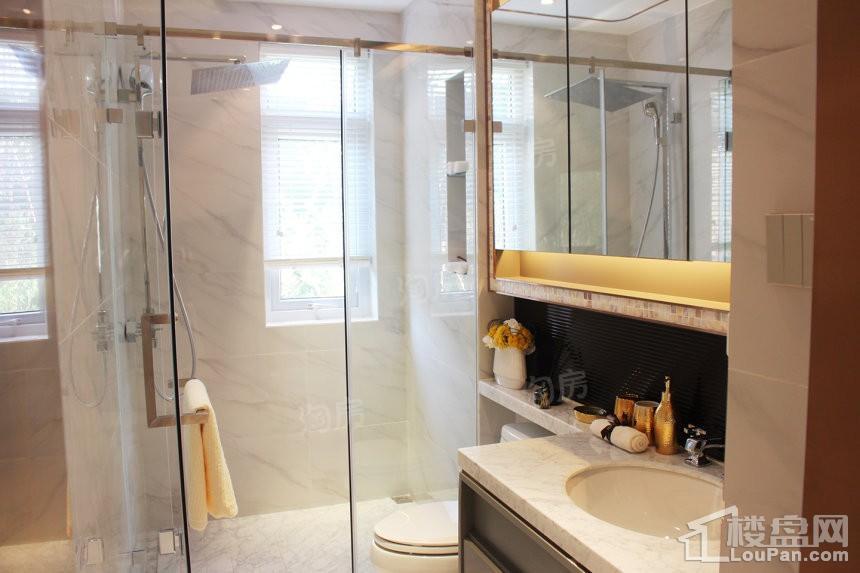 合能铂悦府样板间