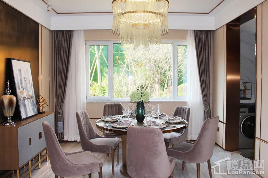 合能铂悦府样板间