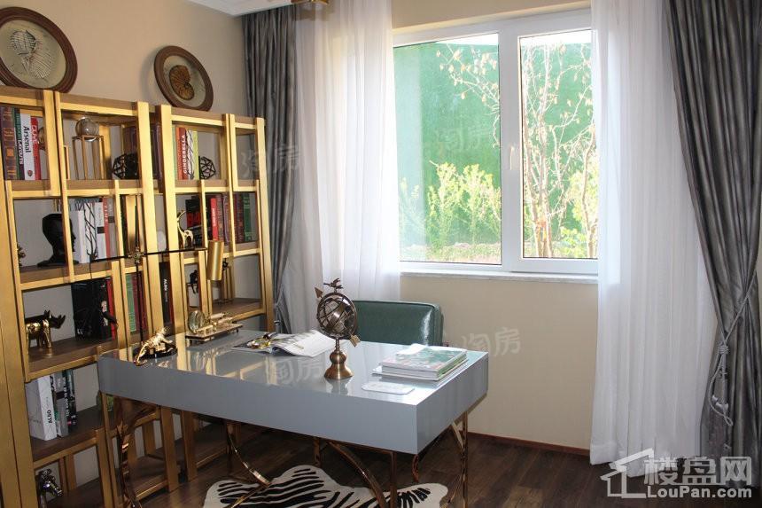 合能铂悦府样板间