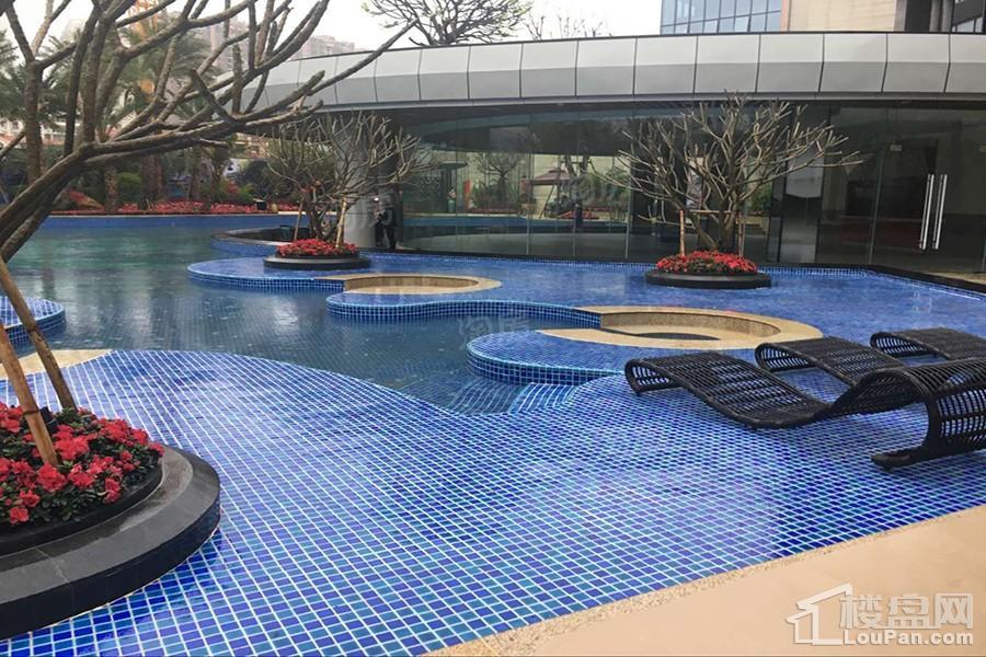 彰泰红实景图