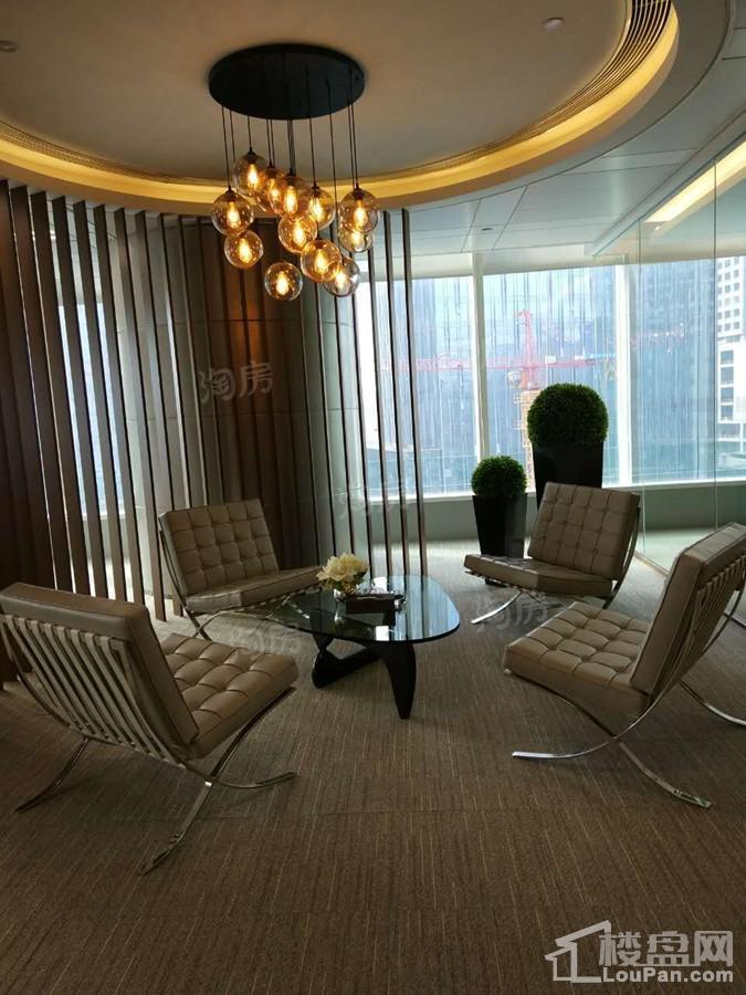 广西合景国际金融广场实景图