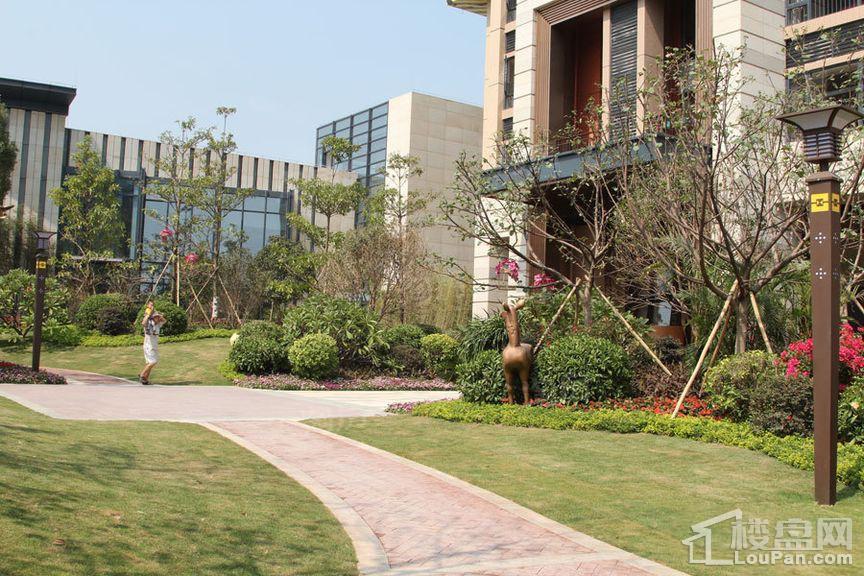 佳兆业城市广场实景图