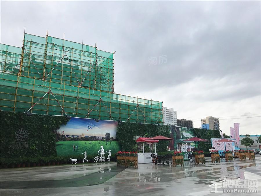 荣和公园里实景图