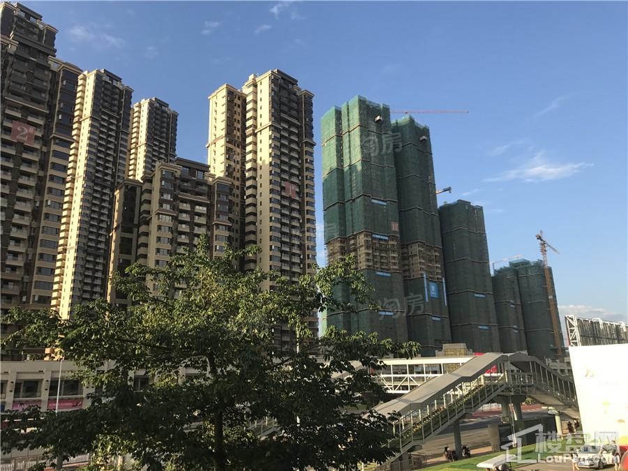 荣和悦澜山实景图