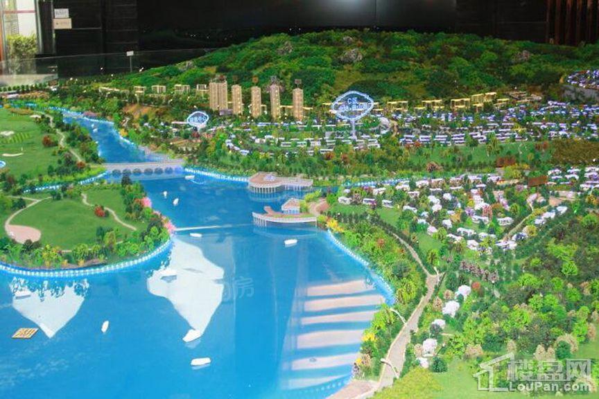 金地香山湖实景图