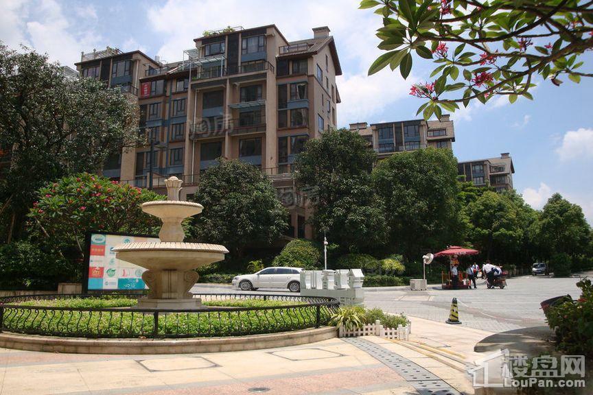 金地香山湖实景图