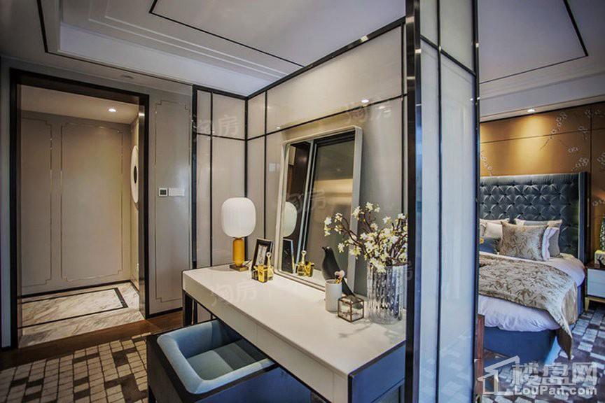 金地香山湖样板间