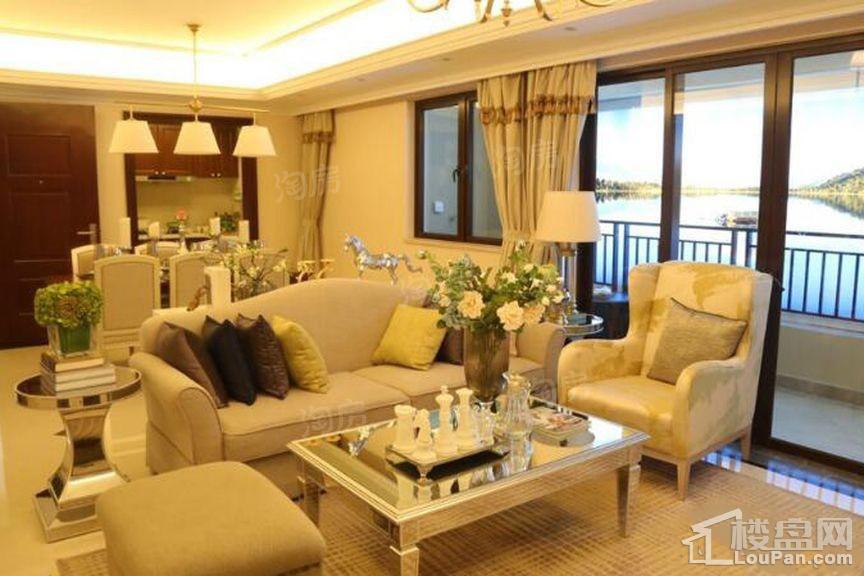 金地香山湖样板间