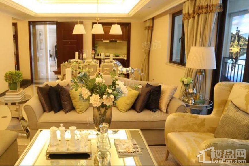 金地香山湖样板间