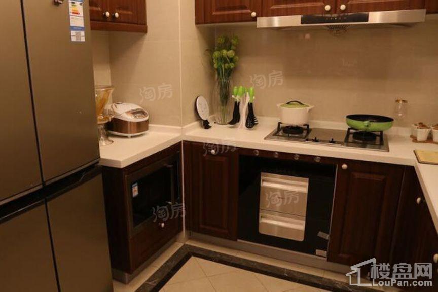 金地香山湖样板间