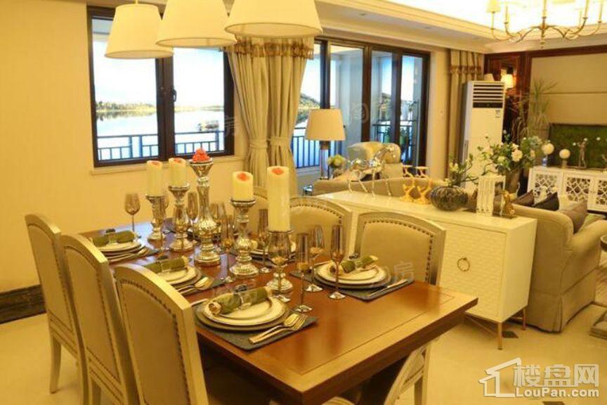 金地香山湖样板间