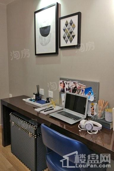 万科城市之光样板间
