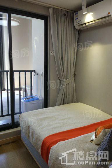 万科城市之光样板间