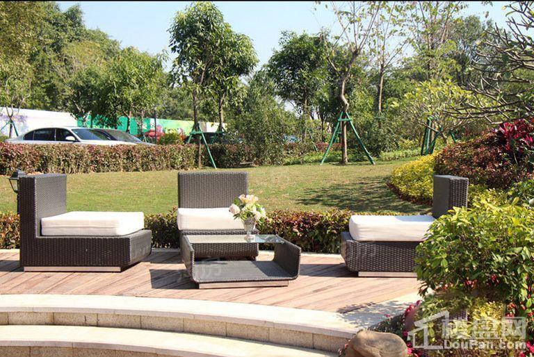 绿湖国际城实景图