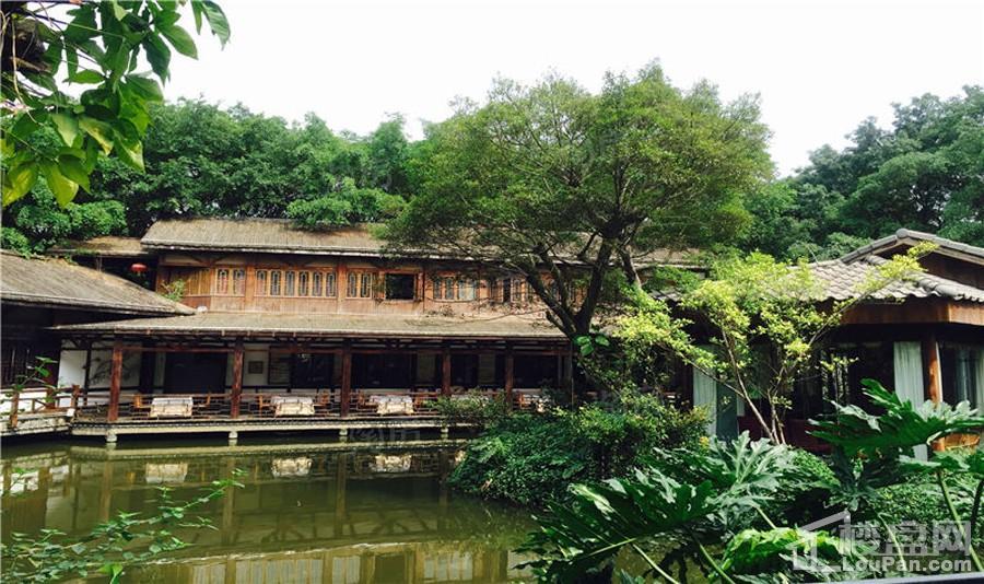 南宁绿地城配套图