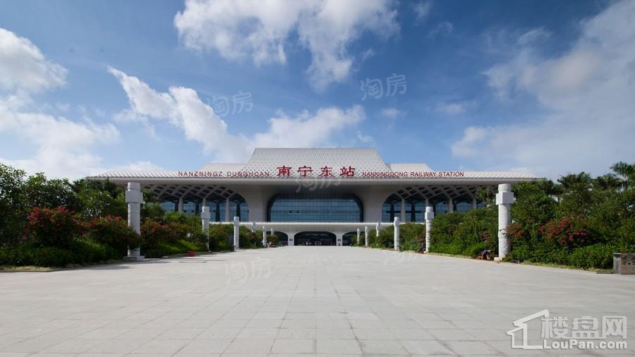 南宁绿地城配套图